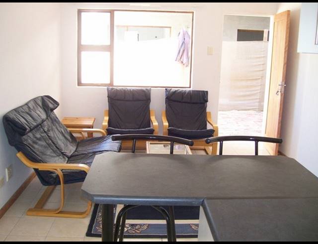 2 bed property to rent in WORCESTER CENTRAL